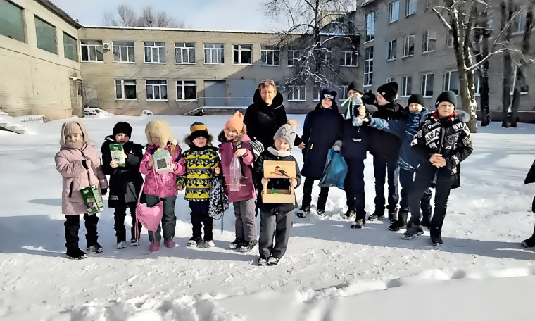 Покормите птиц зимой!.