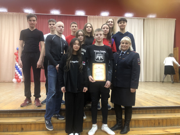 Соревнование "Красивы в строю, сильны в бою".